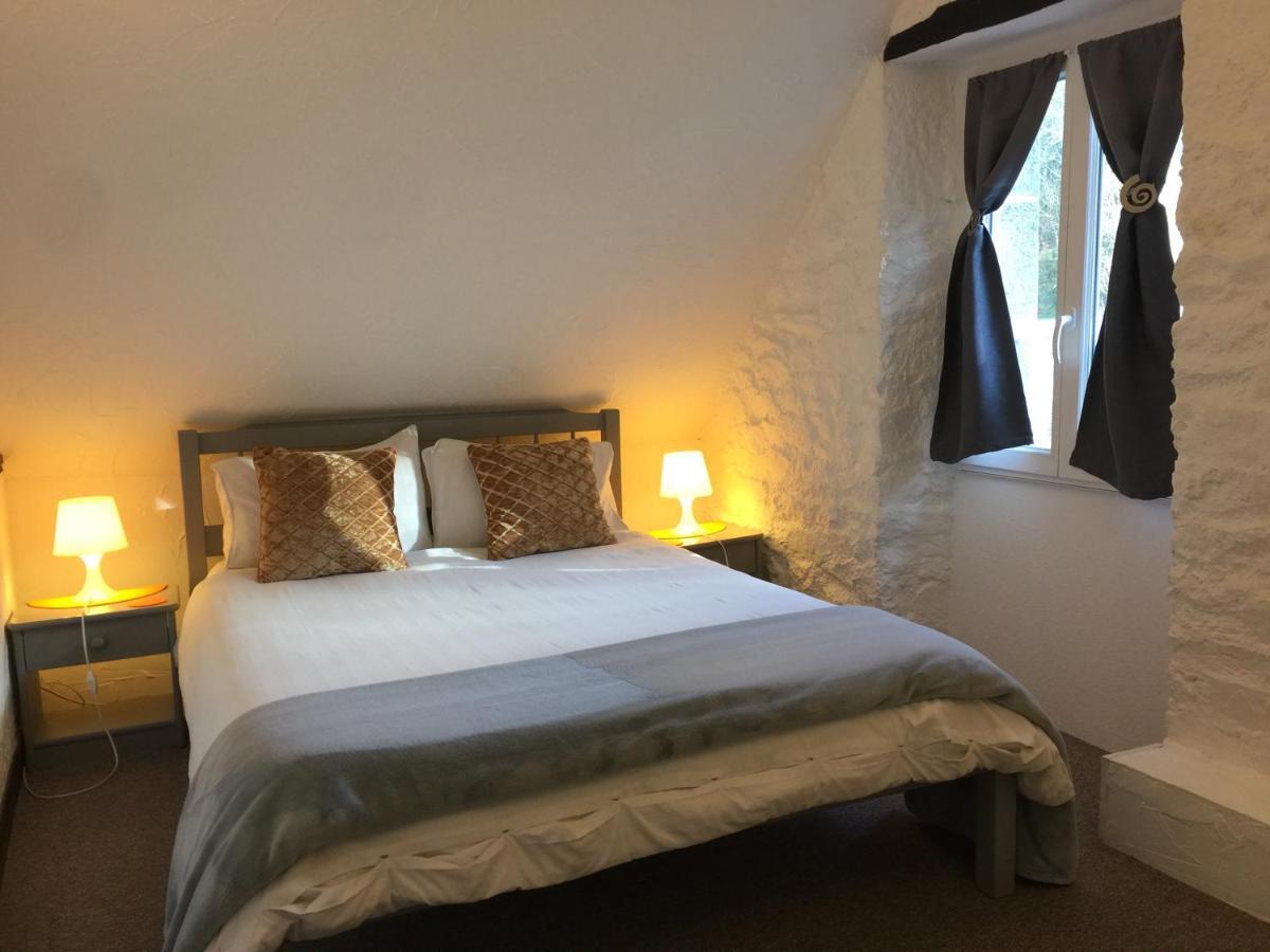 Bed and Breakfast Au Bon Accueil Saint-Marcan Exterior foto