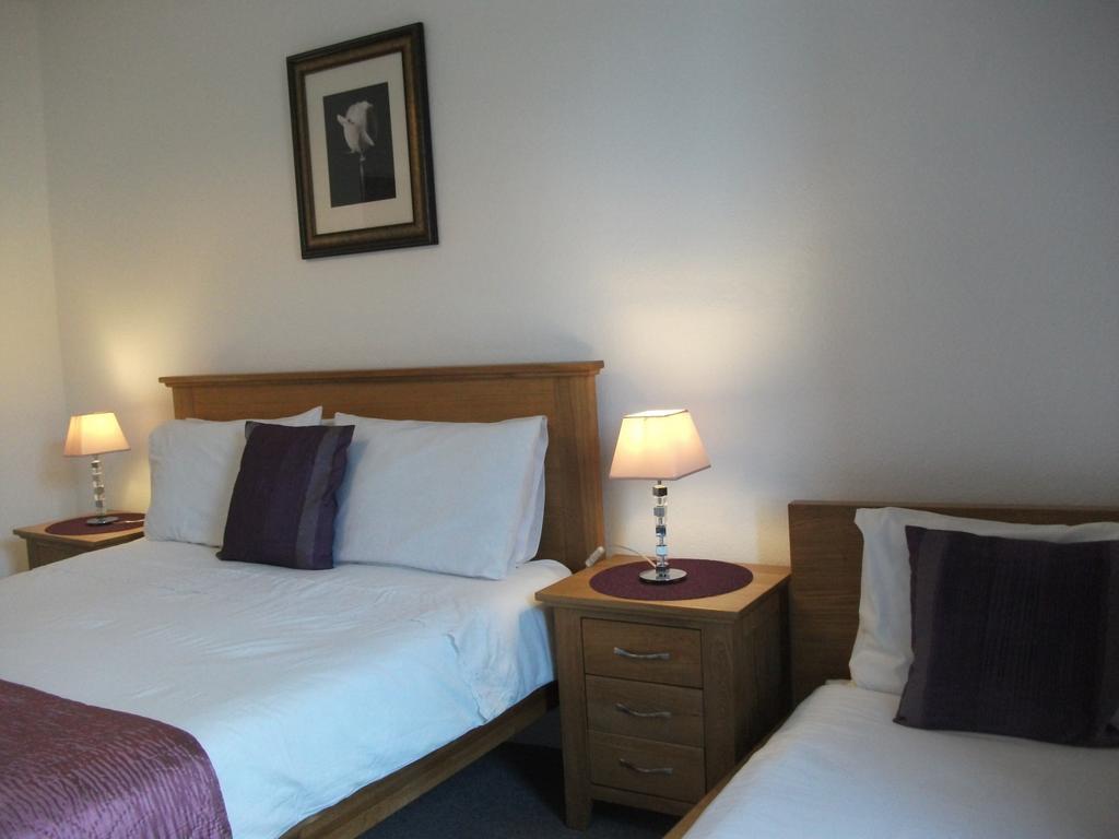 Bed and Breakfast Au Bon Accueil Saint-Marcan Zimmer foto